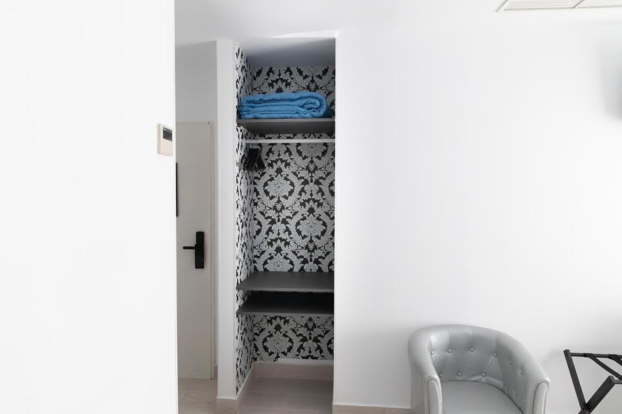 Hostal Boutique I Host You Madrid Extérieur photo