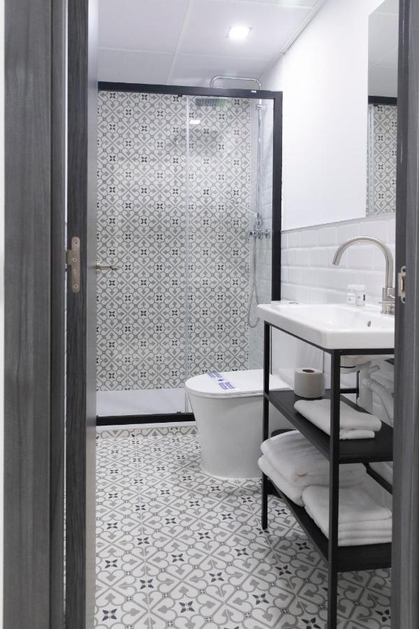 Hostal Boutique I Host You Madrid Extérieur photo