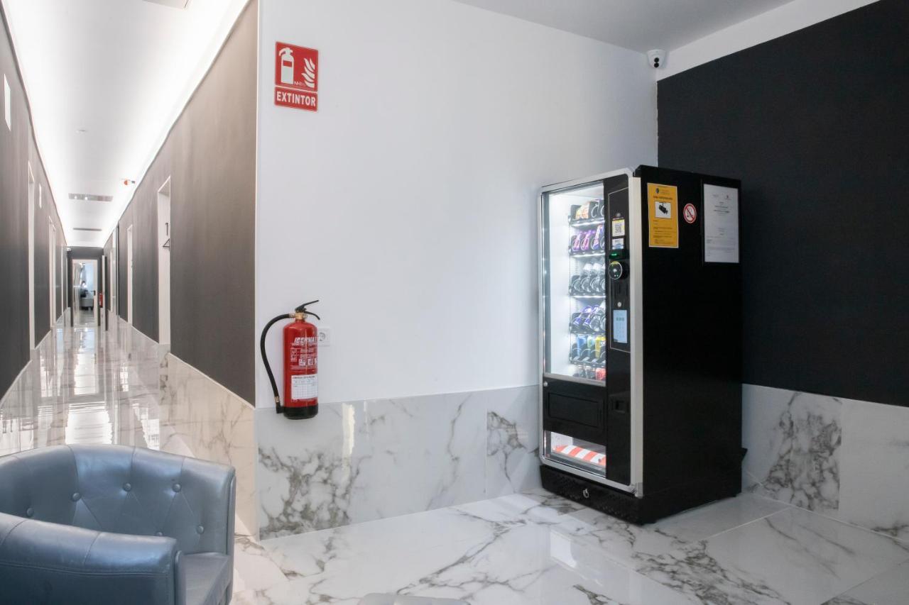 Hostal Boutique I Host You Madrid Extérieur photo