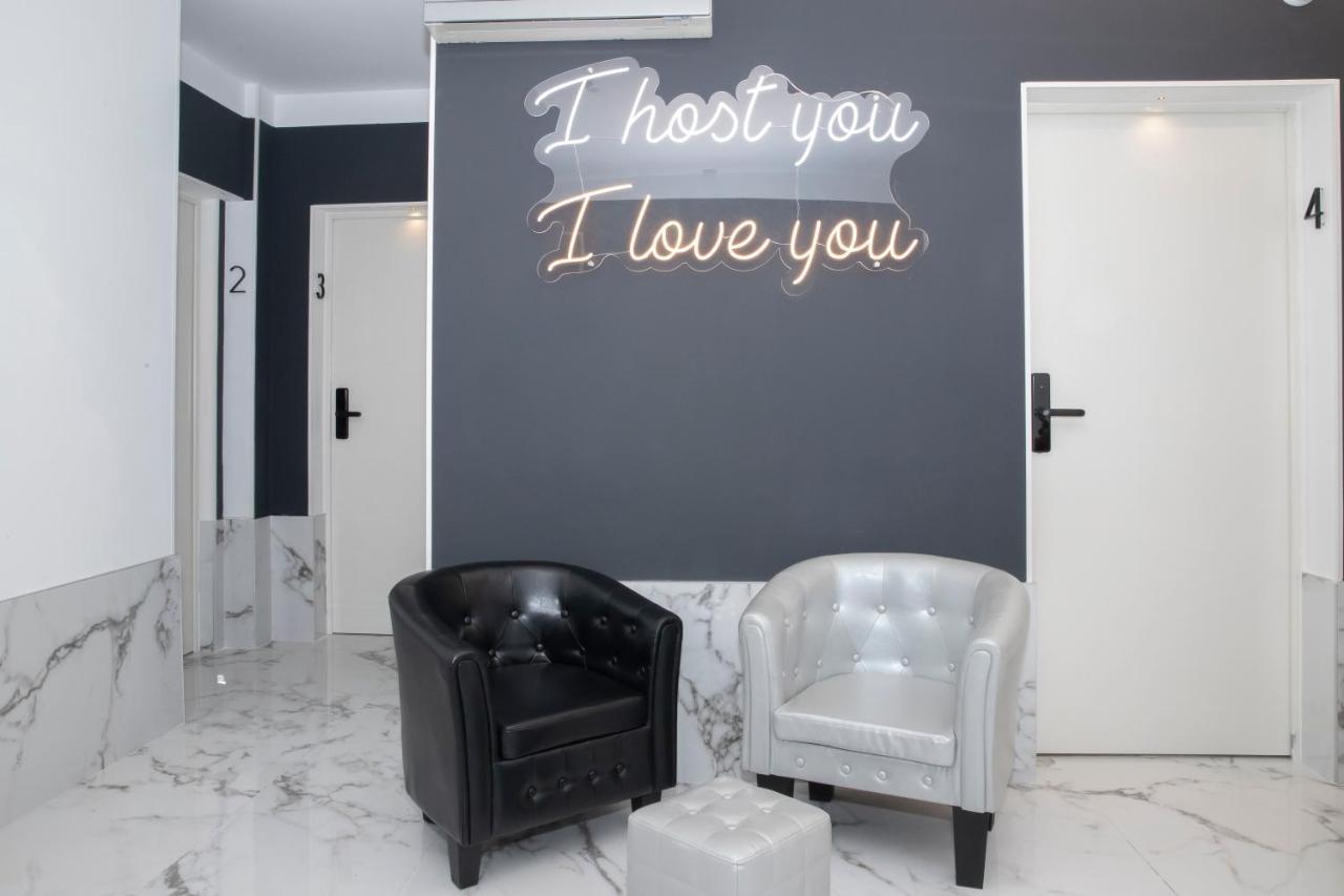 Hostal Boutique I Host You Madrid Extérieur photo